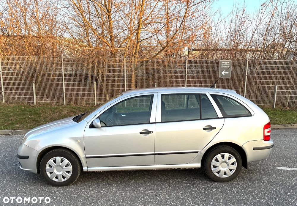 Skoda Fabia 1.4 16V Mint - 4