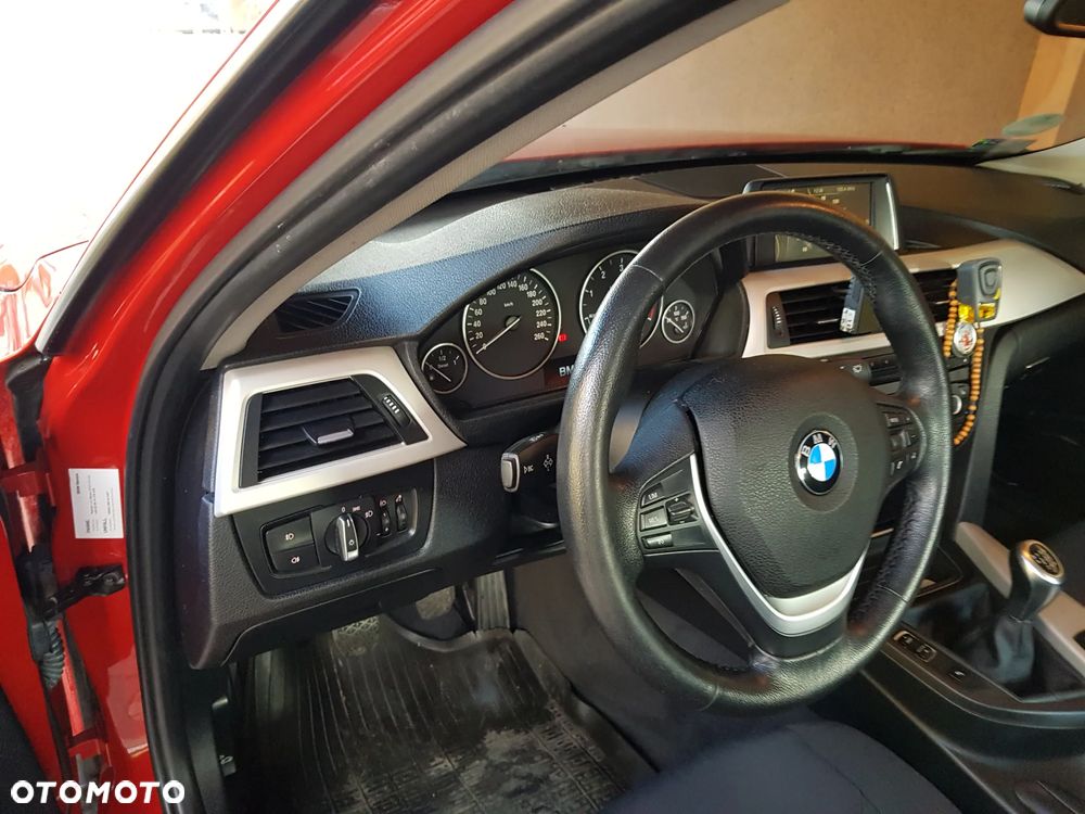 BMW Seria 3 320d - 7