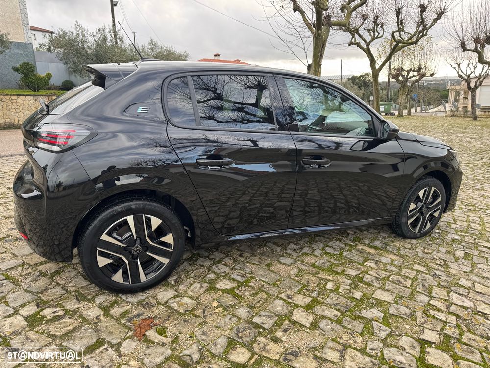 Peugeot e-208 Style - 8