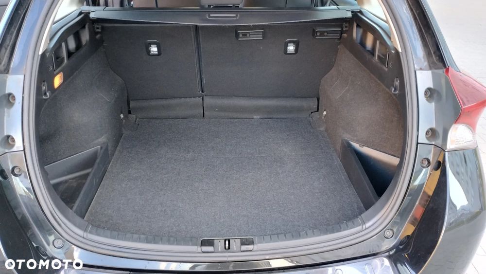 Toyota Auris 1.6 Premium - 12