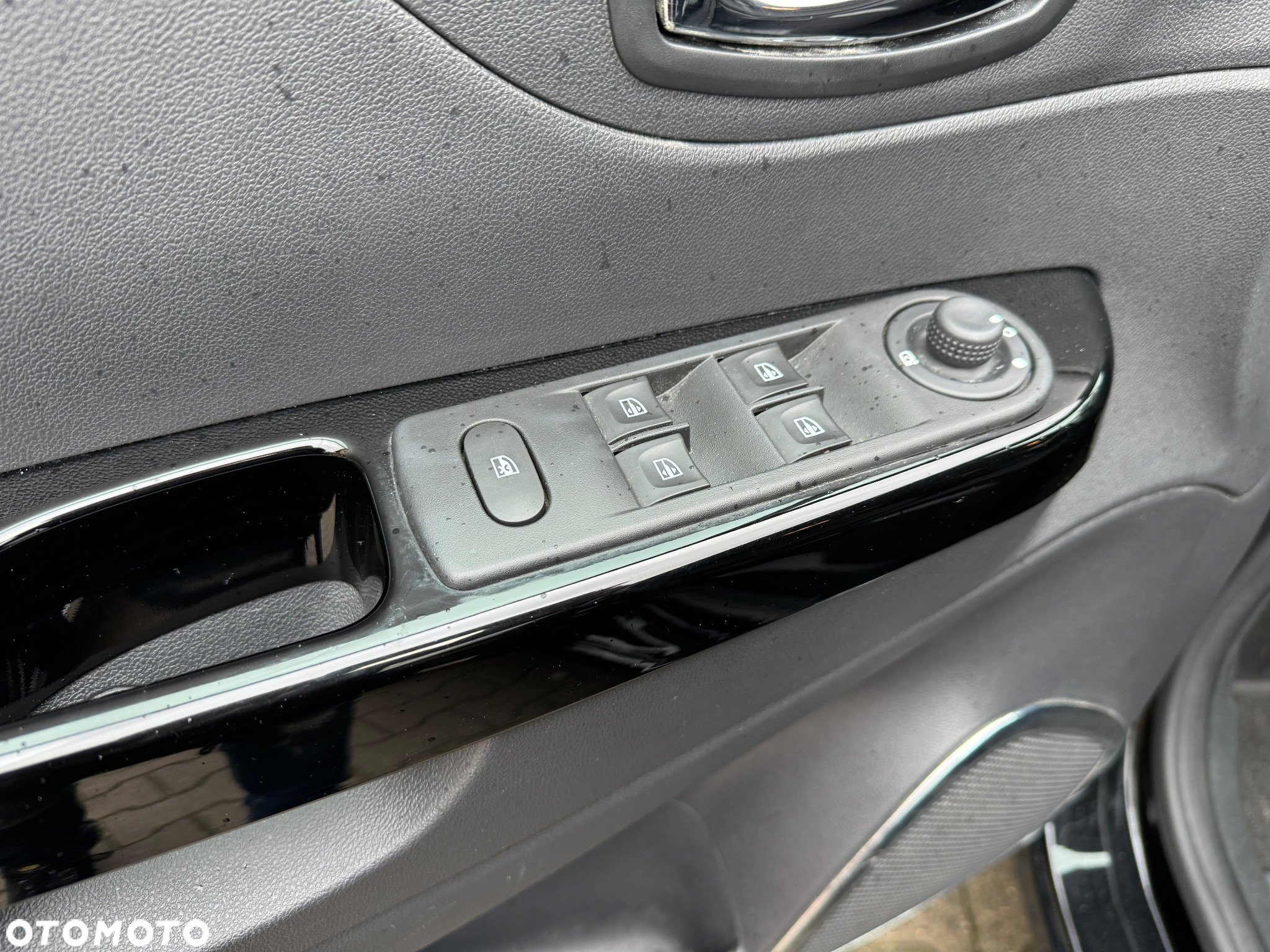 Renault Captur - 11