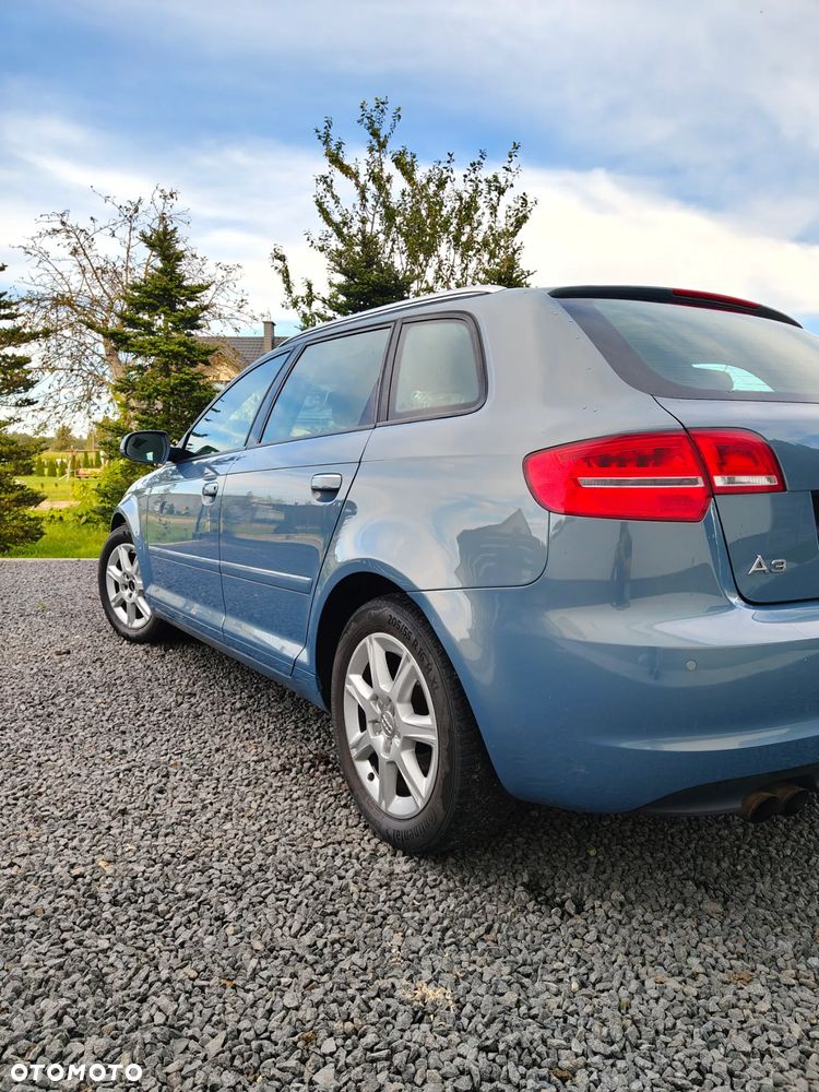 Audi A3 Sportback 1.4 TFSI Ambiente - 31