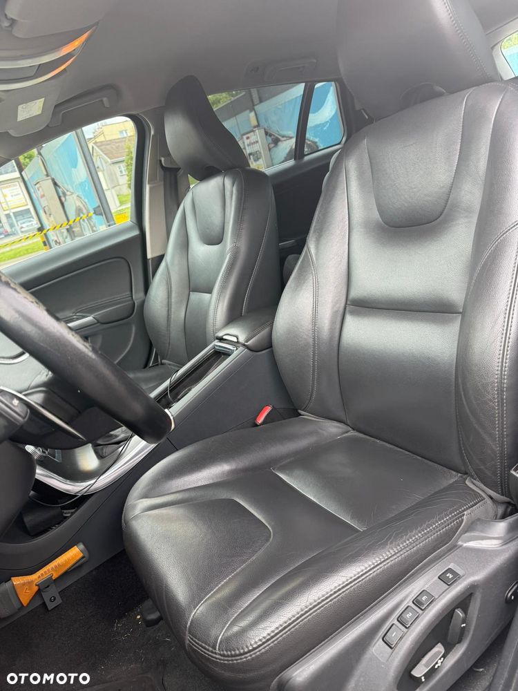 Volvo V60 D3 Drive-E Summum - 21
