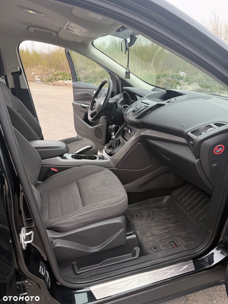 Ford Kuga 1.5 EcoBoost FWD Trend ASS - 18