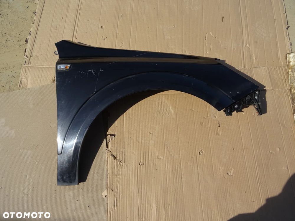 Błotnik Prawy Przód Opel Astra H