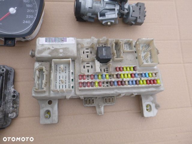 ZESTAW STARTOWY FORD FOCUS C-MAX MK1 1.6 TDCI 0281011263 - 3