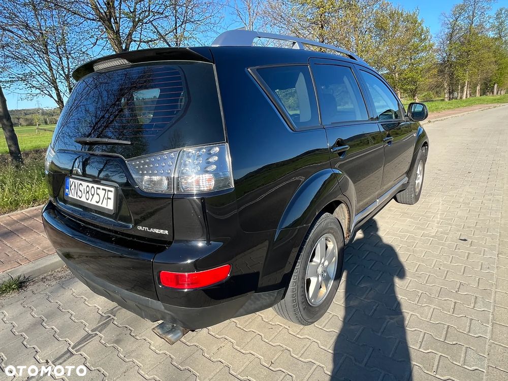 Mitsubishi Outlander 2.0 DID Instyle - 9