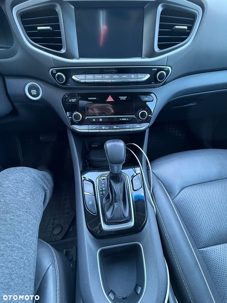 Hyundai IONIQ Plug-in hybrid Premium - 6