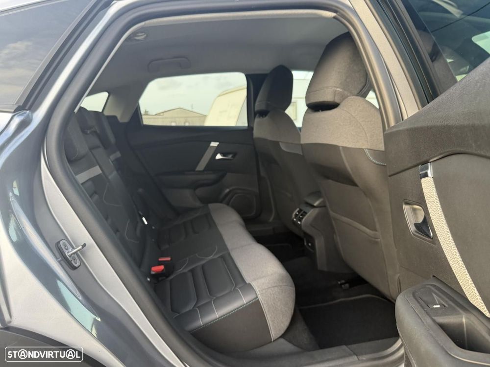 Citroën C4 1.2 PureTech Shine - 43