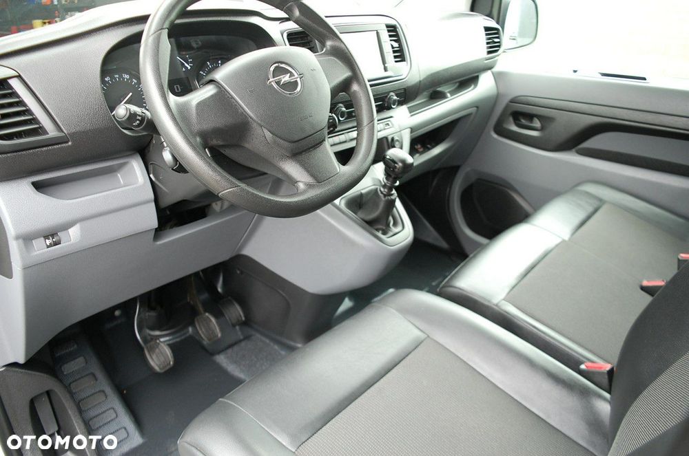 Opel Vivaro - 19