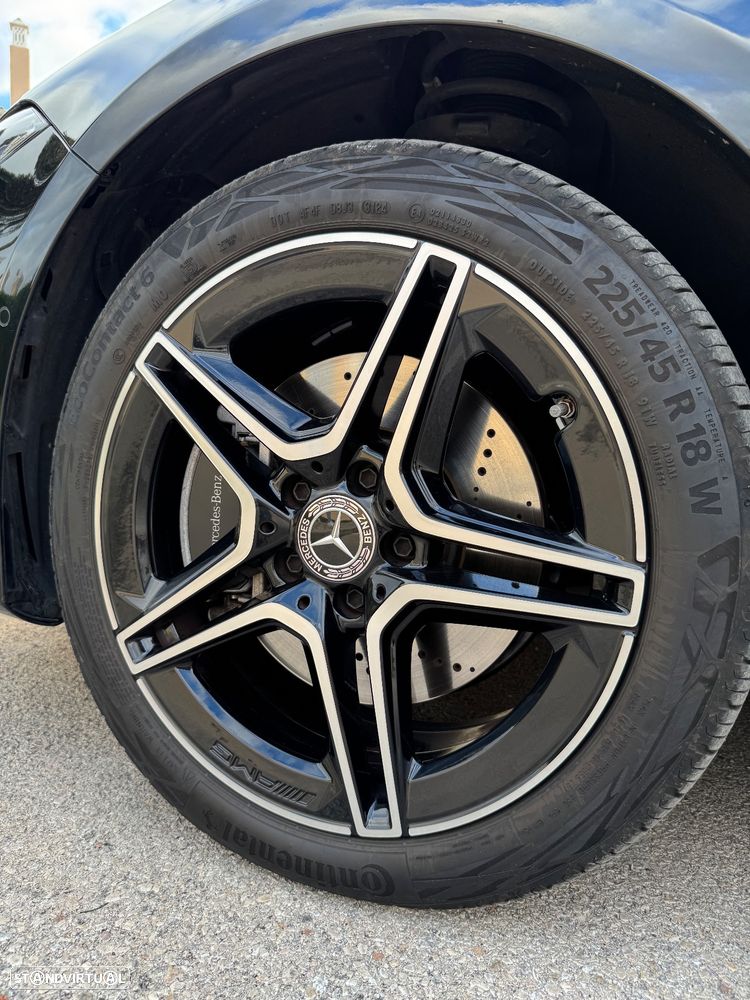 Mercedes-Benz A 250 e 8G-DCT AMG Line Advanced Plus - 13