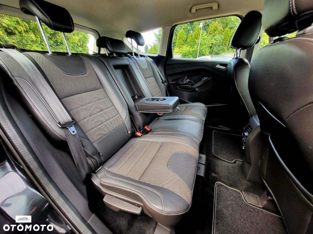 Ford Kuga - 8