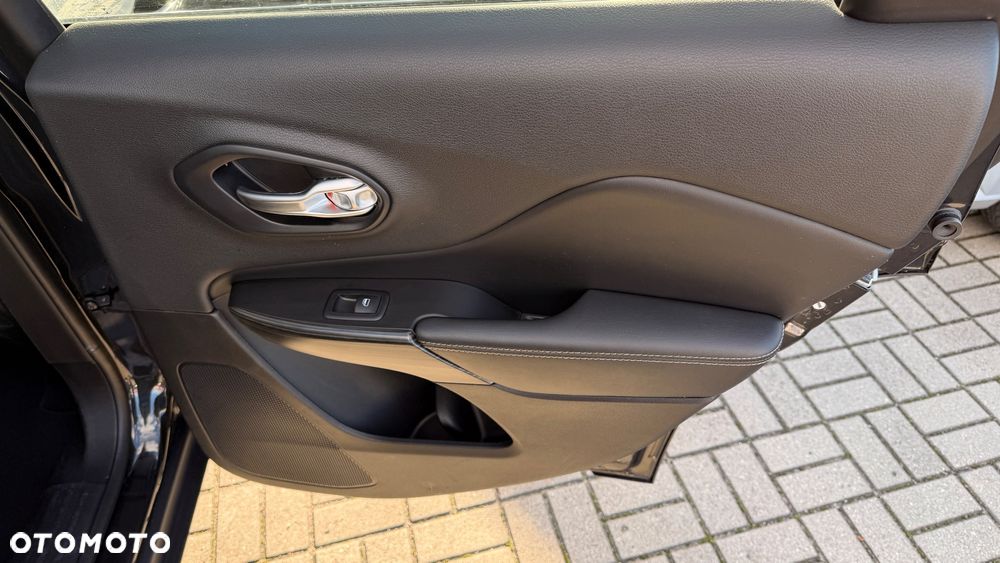 Jeep Cherokee 3.2 V6 Pentastar Active Drive I Automatik Limited - 10