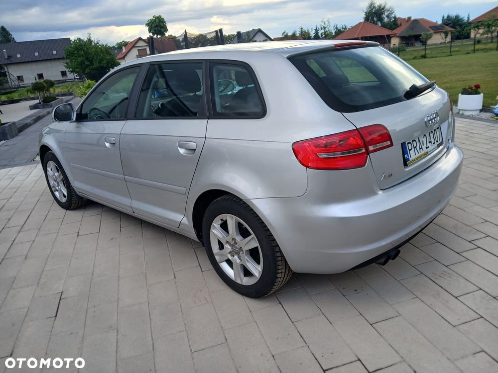 Audi A3 Sportback - 9