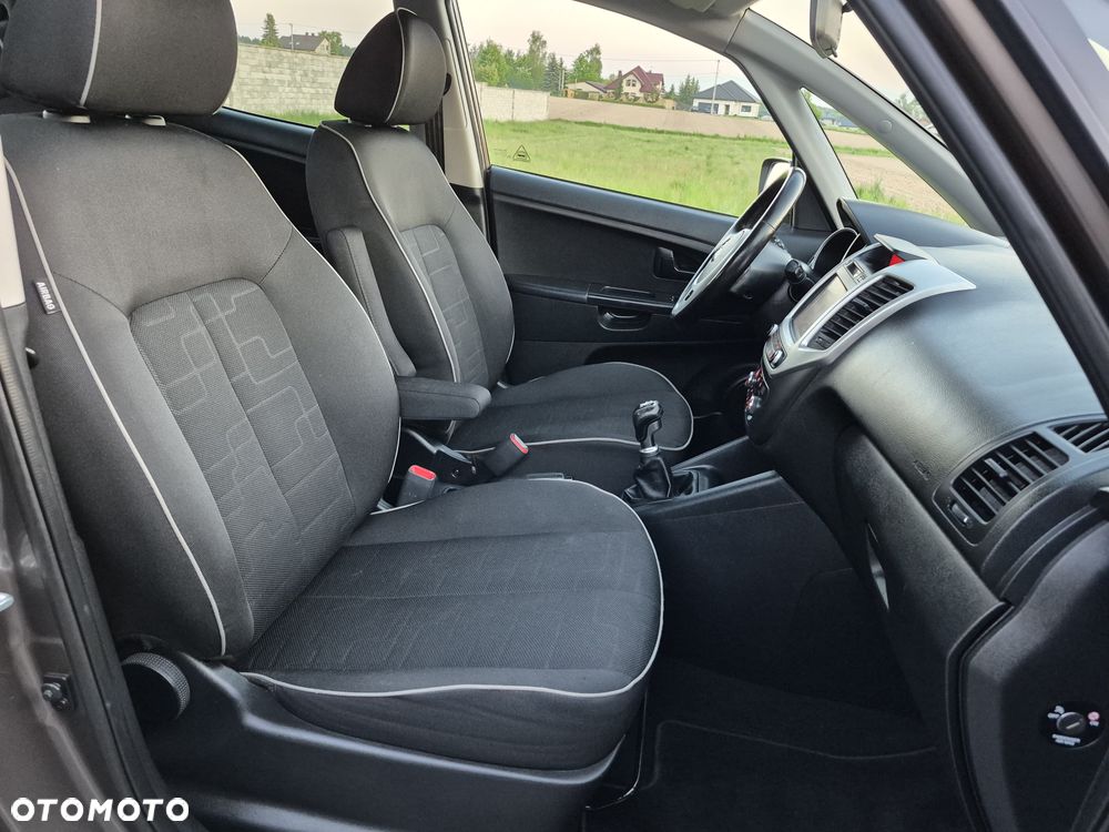 Kia Venga 1.4 CVVT Edition 7 - 17