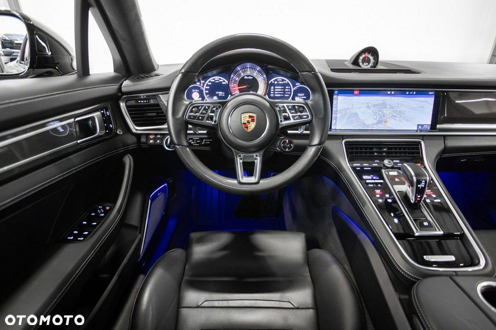 Porsche Panamera Turbo - 27