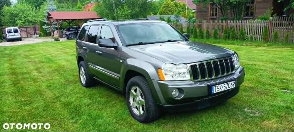 Jeep Grand Cherokee - 15