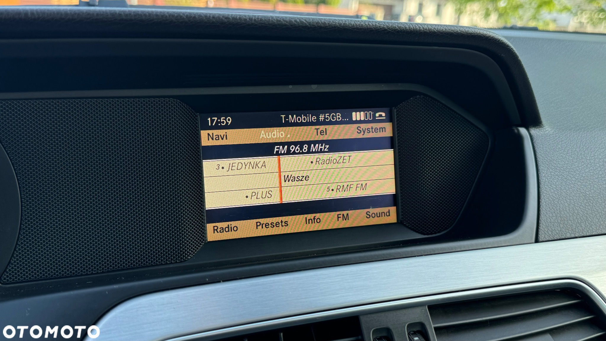 Mercedes-Benz Klasa C 180 CGI BlueEff Avantgarde - 16