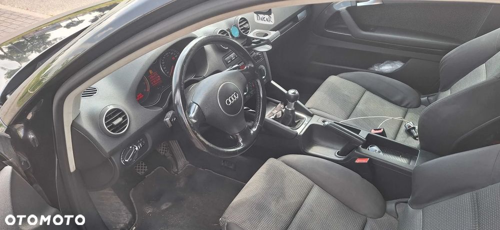 Audi A3 3-drzwiowe 1.6 Ambiente - 7