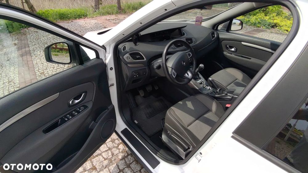 Renault Scenic ENERGY TCe 115 S&S Xmod Paris - 16