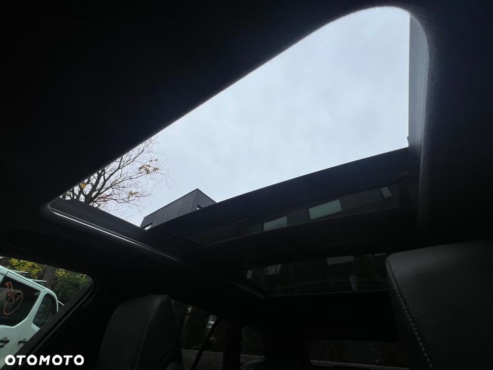 Toyota Corolla 2.0 Lounge - 25