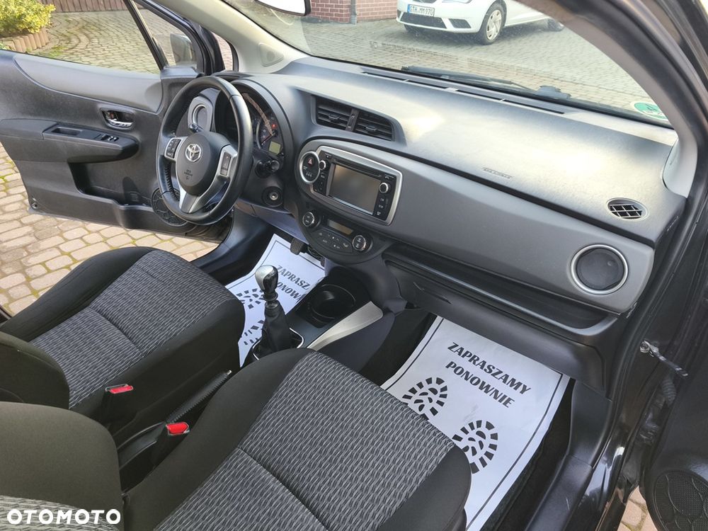 Toyota Yaris 1.33 VVT-i Executive - 17