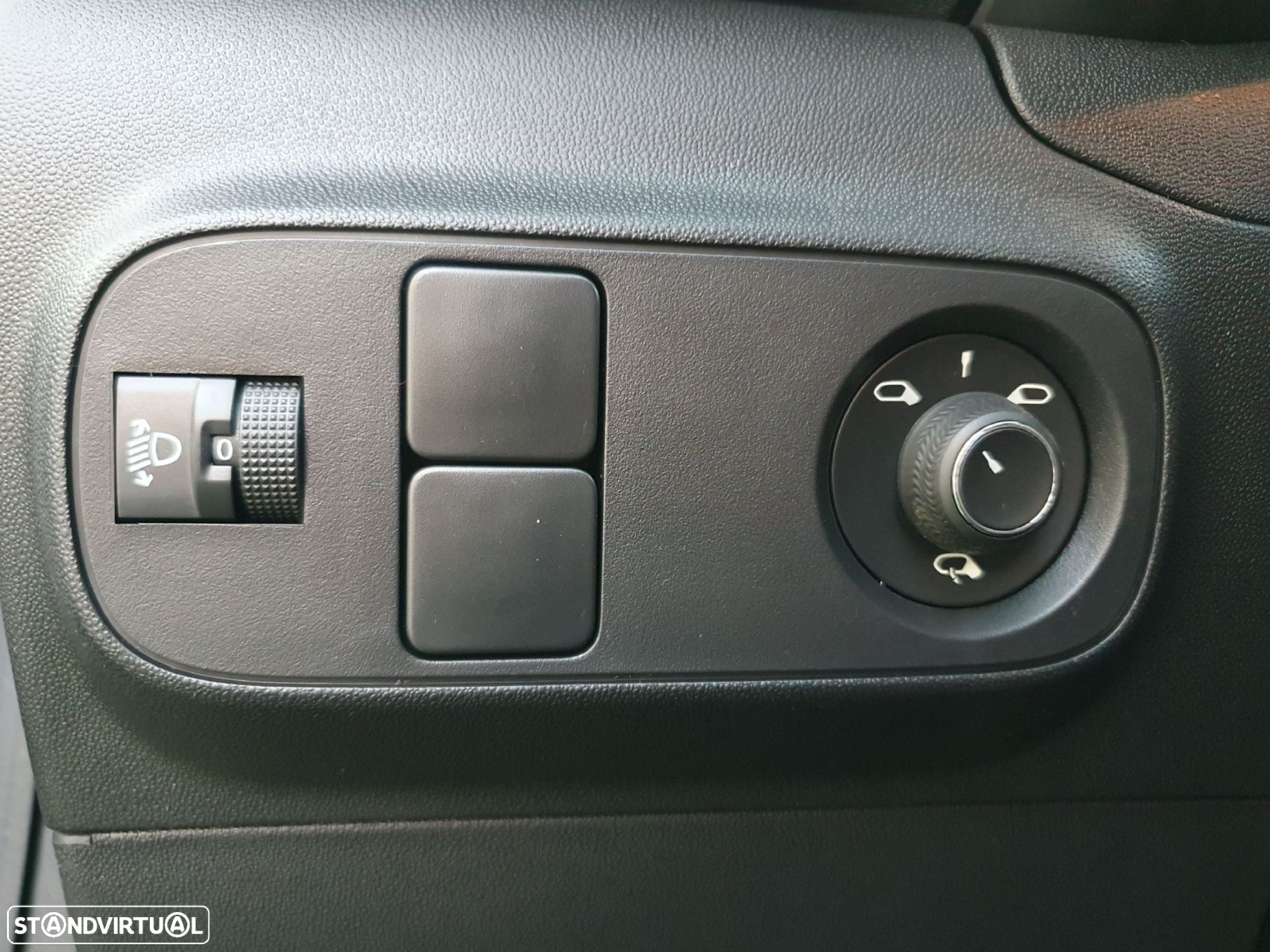 Citroën C3 1.2 PureTech C-Series - 18