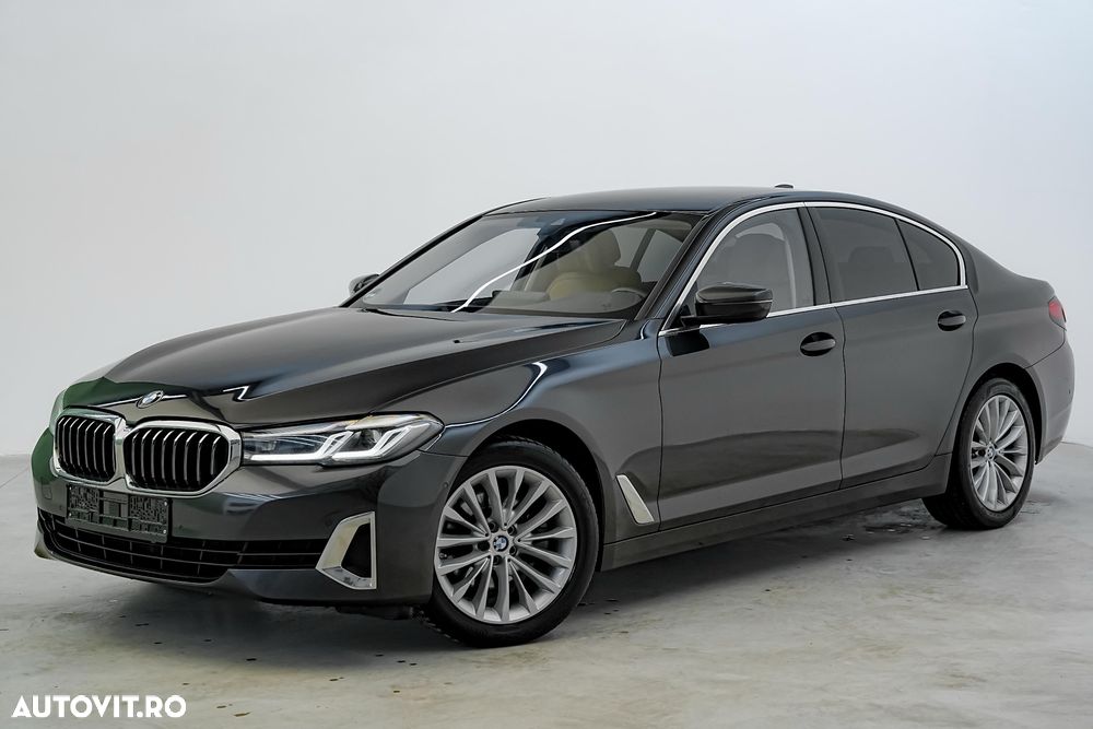 BMW Seria 5 520d Aut. Luxury Line - 7