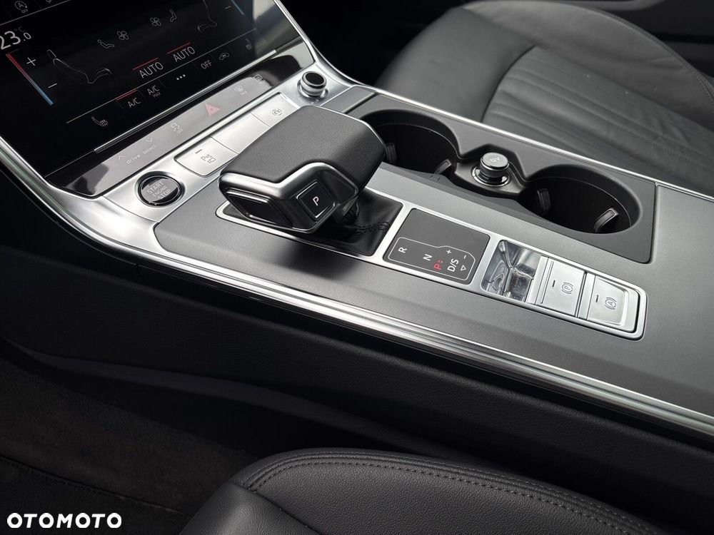 Audi A6 Allroad - 18