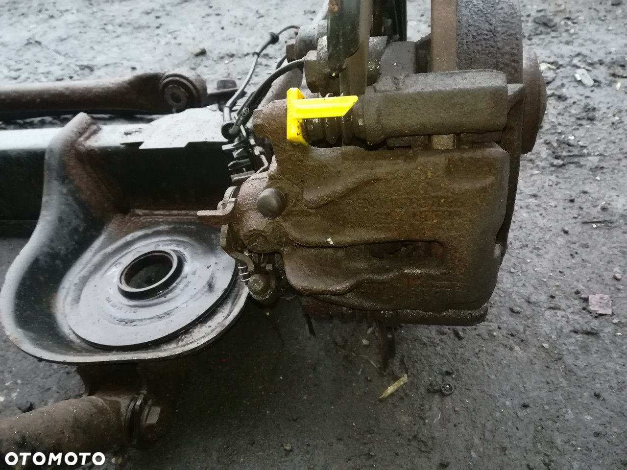 Piasta Tarcza Tyl Trafic Vivaro Primastar 01-14 - 4