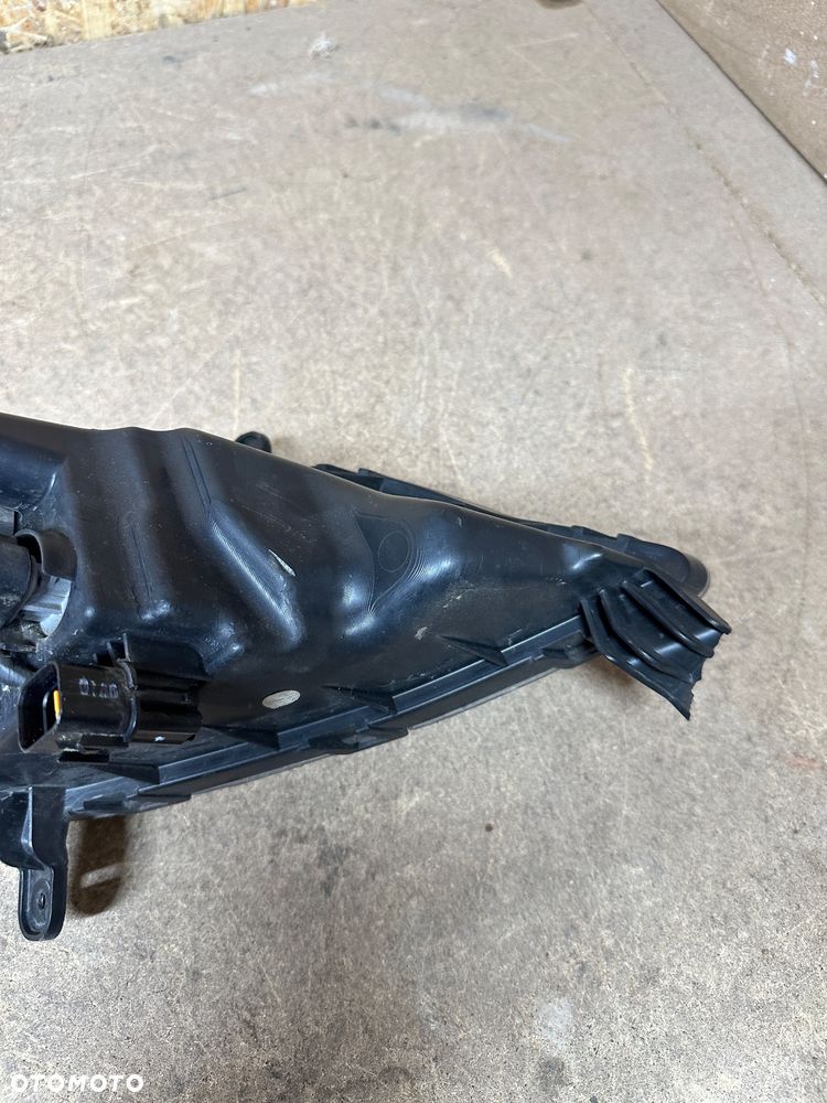 HYUNDAI I30 HALOGEN LEWY LED DRL 92201-A61 - 12