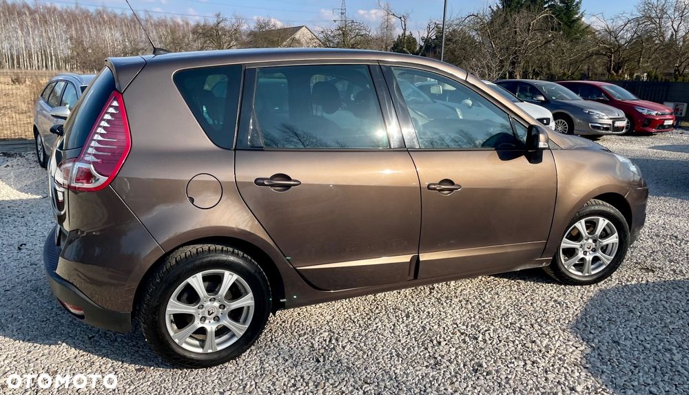 Renault Scenic 2.0 16V 140 CVT Dynamique - 7