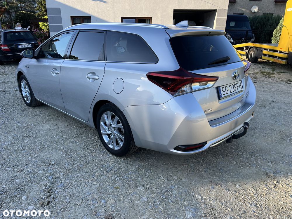 Toyota Auris 1.8 HSD Luna - 7