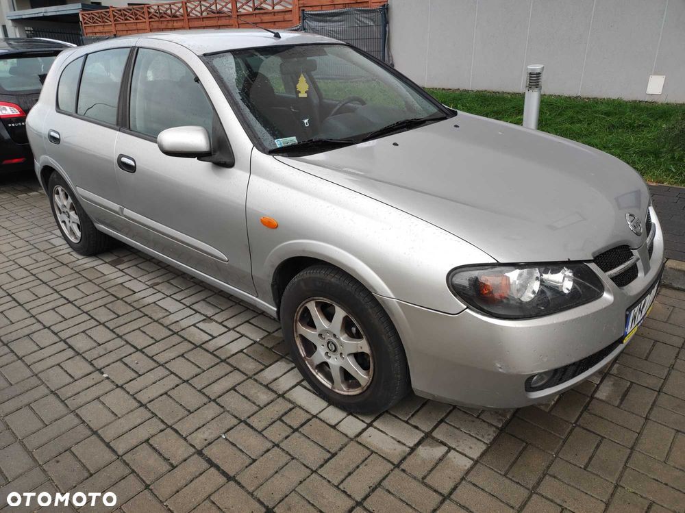 Nissan Almera - 1