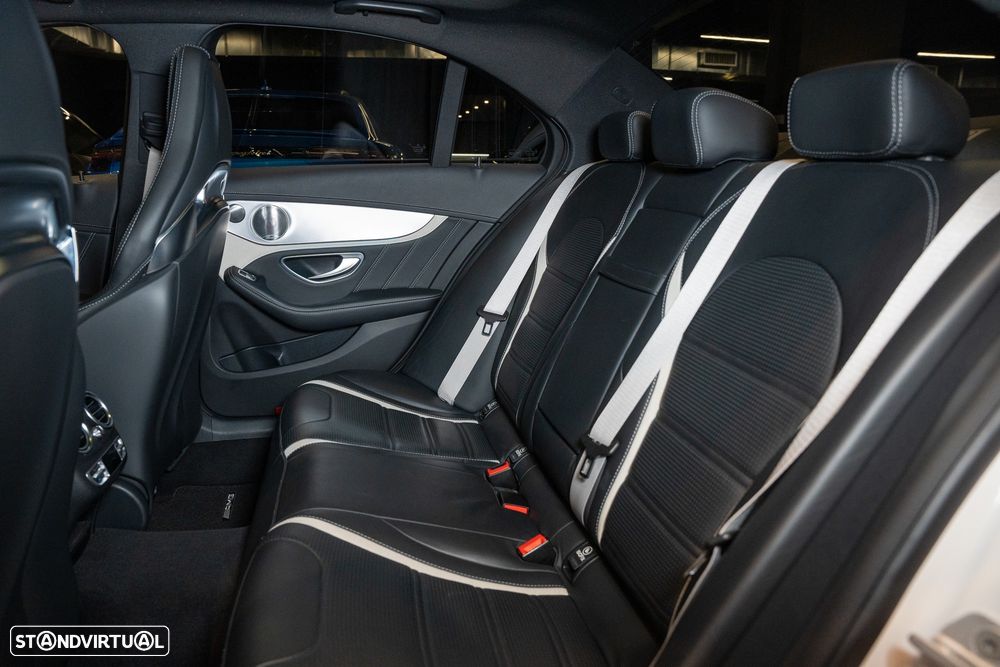 Mercedes-Benz C 63 AMG S - 27
