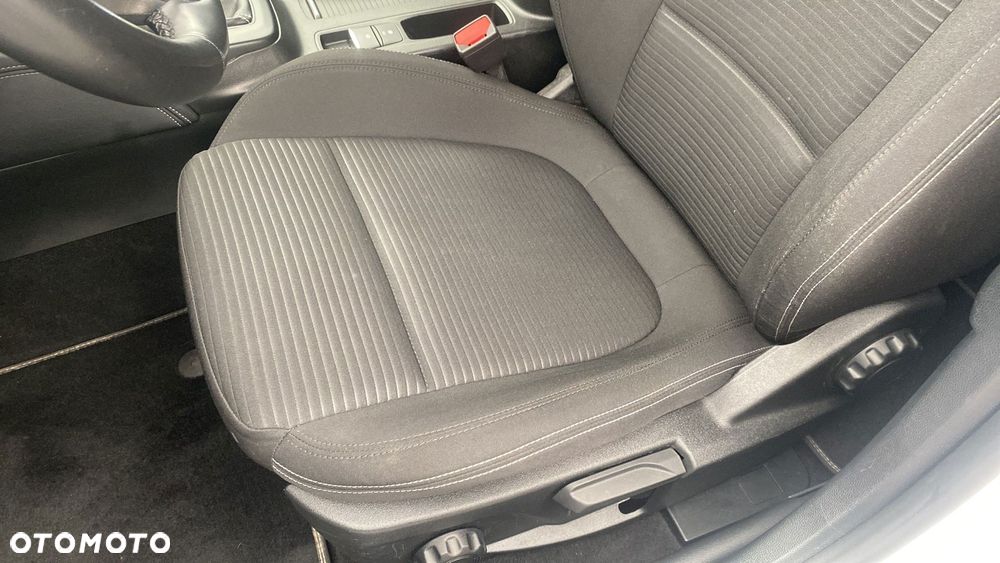 Ford Focus 1.0 EcoBoost mHEV Titanium X - 18