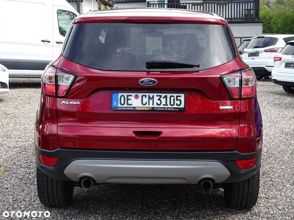 Ford Kuga - 10