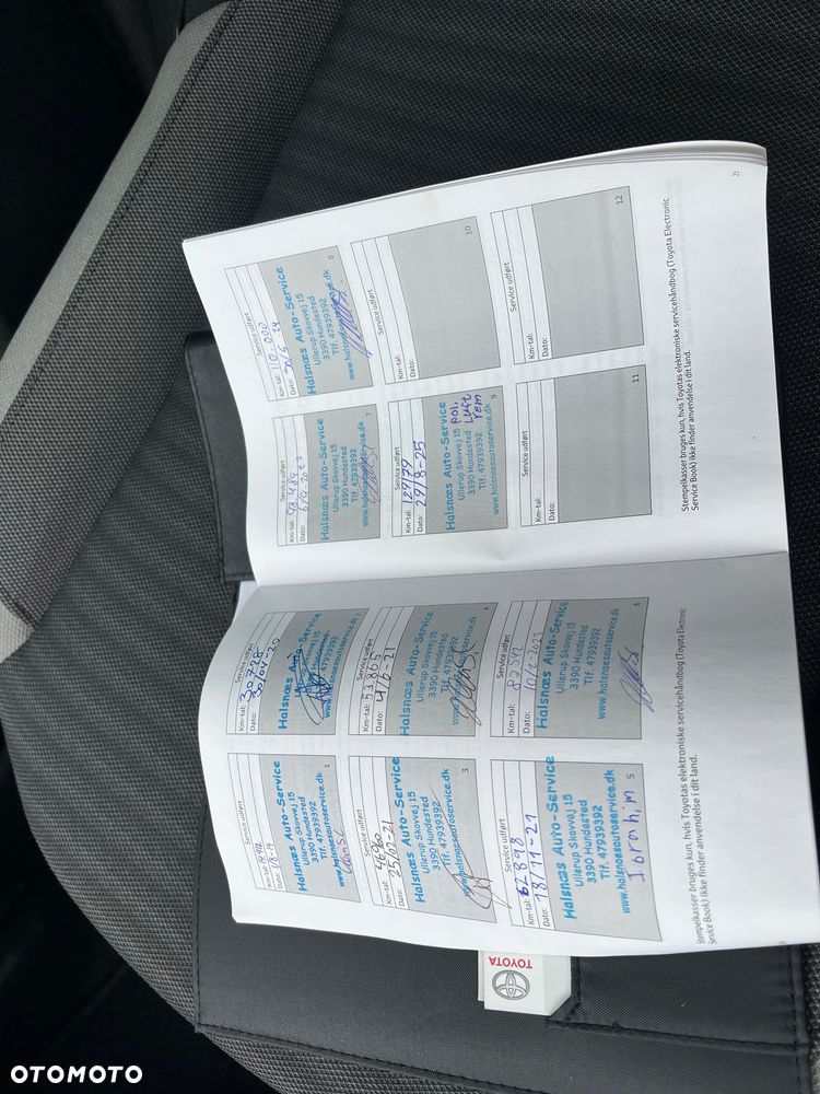 Toyota Aygo x-clusiv - 16