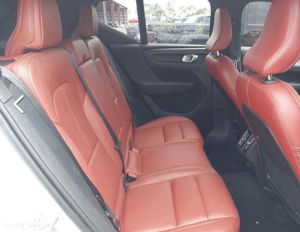 Volvo XC 40 T5 AWD Inscription - 13