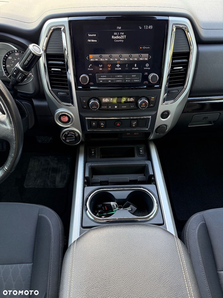 Nissan Titan - 9