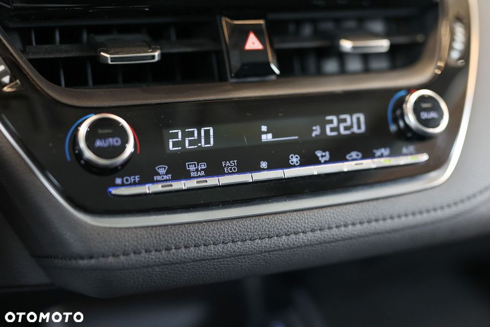 Toyota Corolla - 33
