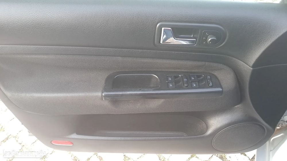 VW Golf 1.9 TDi Confortline AC - 11