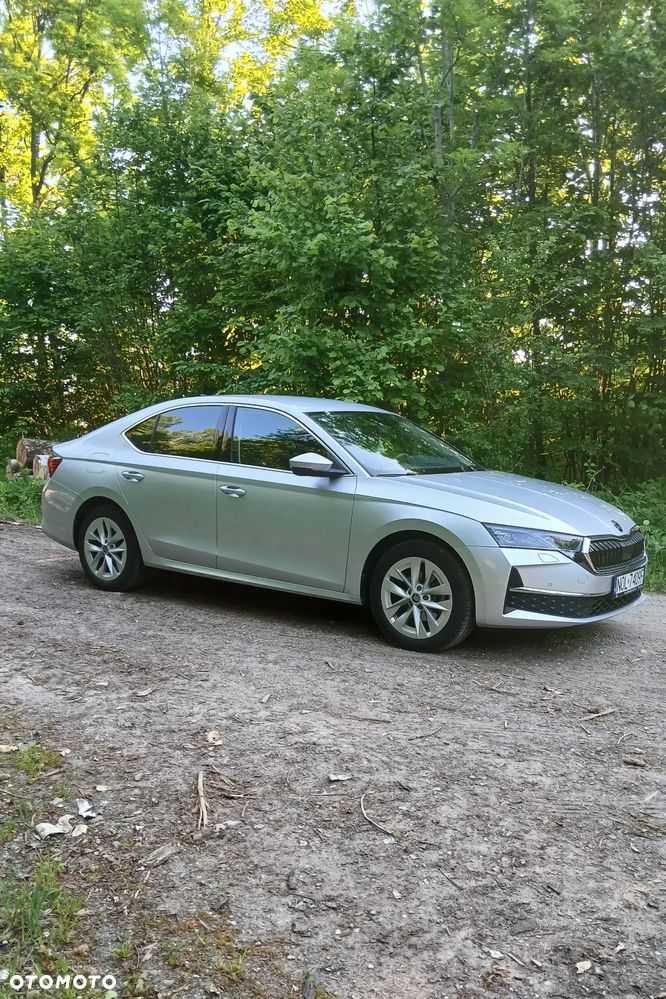 Skoda Octavia 1.5 TSI mHEV Edition 130 Selection DSG - 2