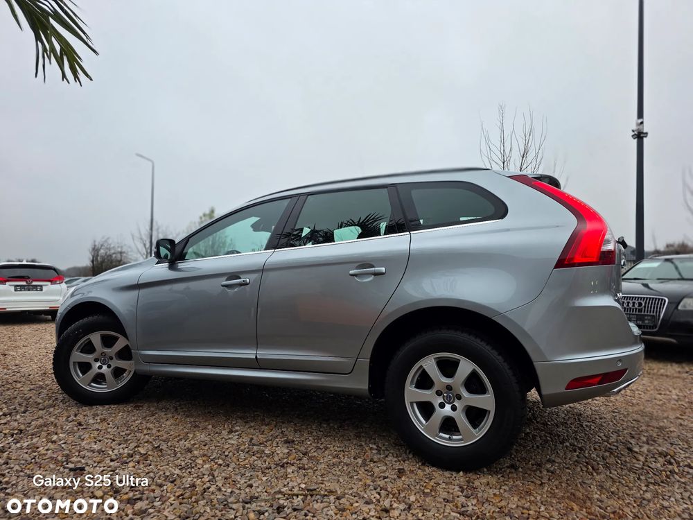 Volvo XC 60 D4 Momentum - 19