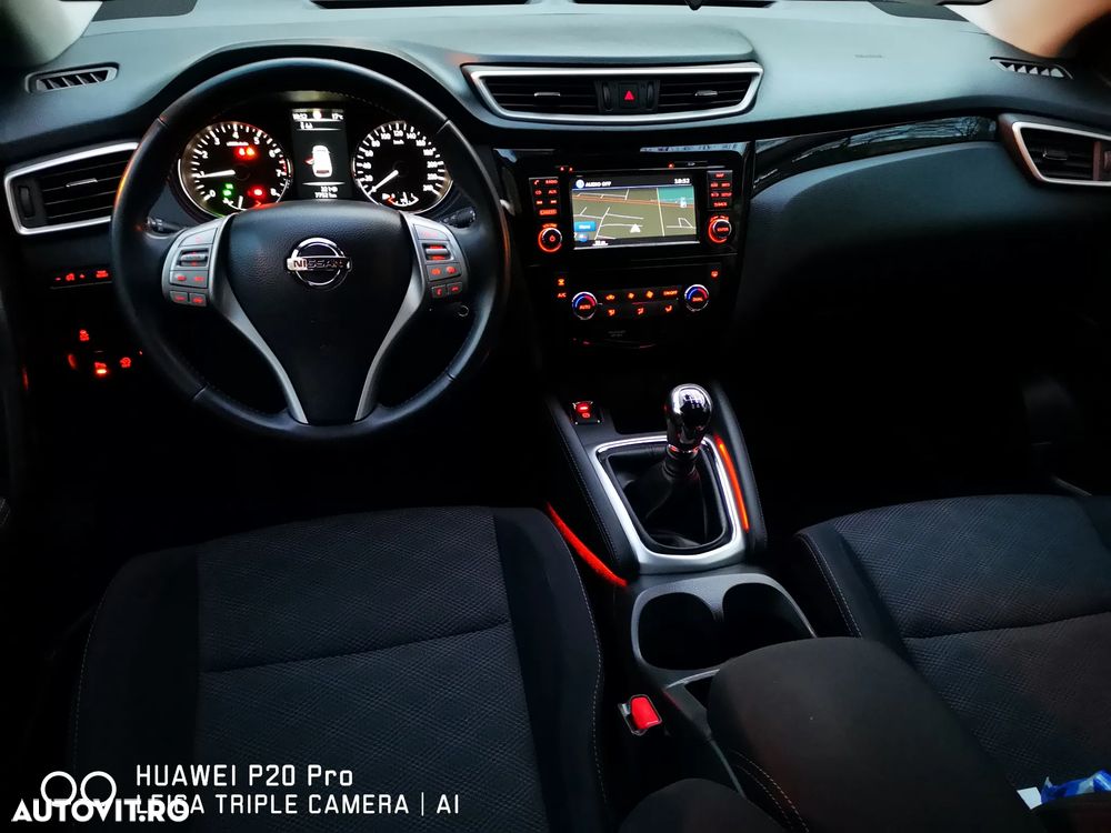 Nissan Qashqai 1.2 DIG-T Start/Stop N-Connecta - 4