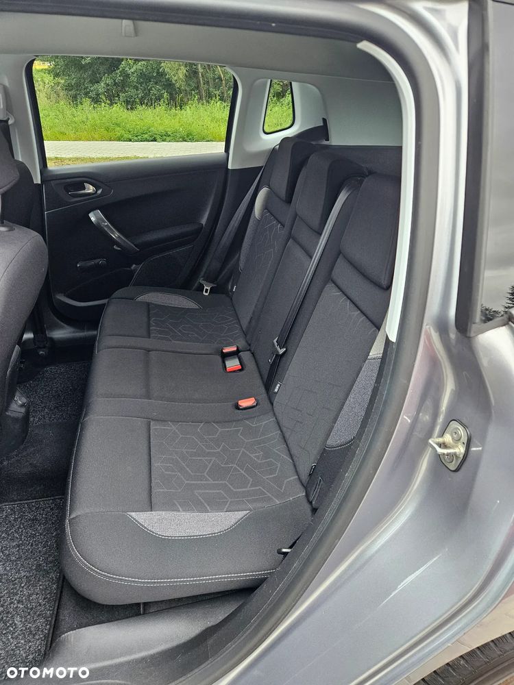 Peugeot 2008 BlueHDi 100 STOP & START Allure - 10