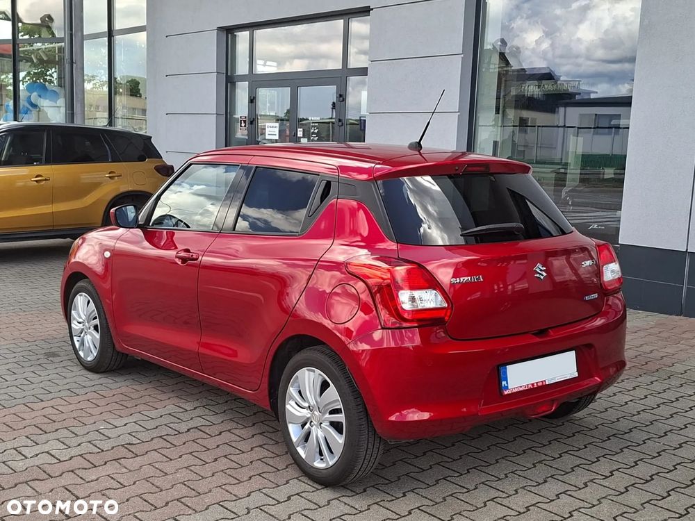 Suzuki Swift 1.2 SHVS Premium Plus - 4