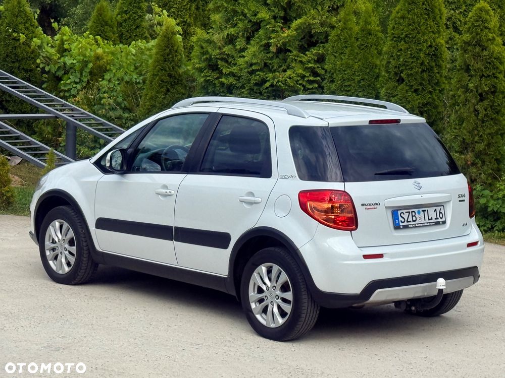 Suzuki SX4 - 33
