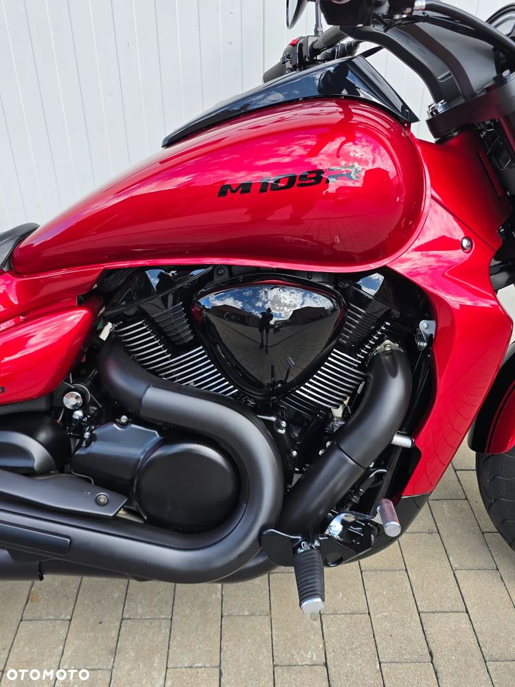 Suzuki Boulevard - 4