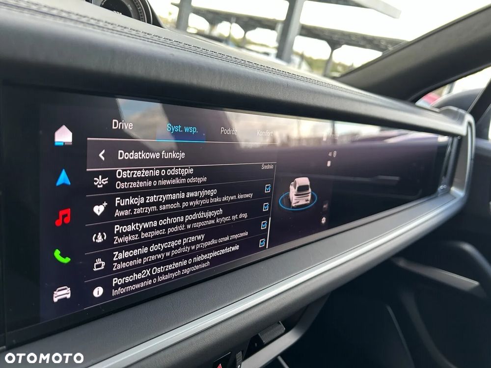 Porsche Cayenne Turbo E-Hybrid PHEV - 32